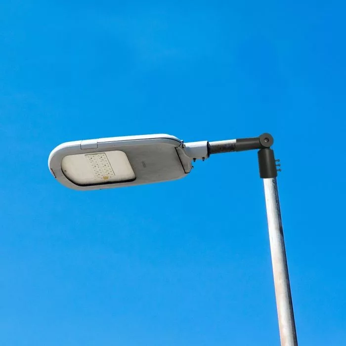 V-TAC Utcai LED lámpatest tartó (adapter) konzol, fekete színű - 3624 - Image 2